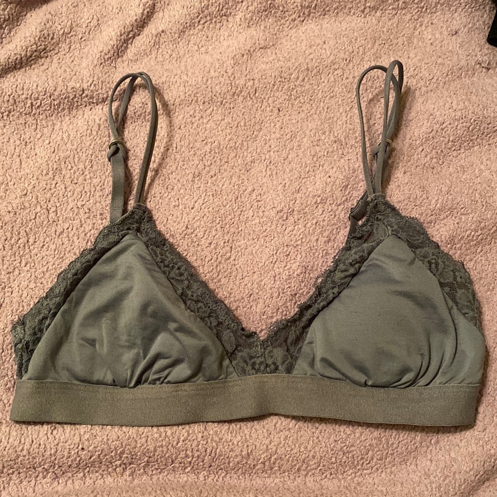 Hollister Bralette